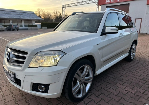 Mercedes-Benz GLK cena 61500 przebieg: 223379, rok produkcji 2009 z Łask małe 781